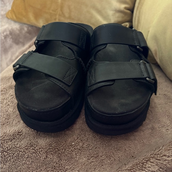 UGG Goldenstar Black Platform Slide Sandals with Dual Straps,5 - Picture 2 of 7